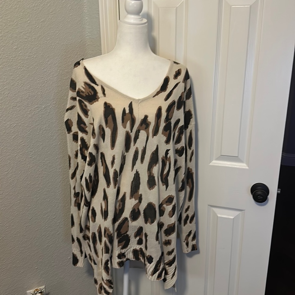 XL Leopard Tunic